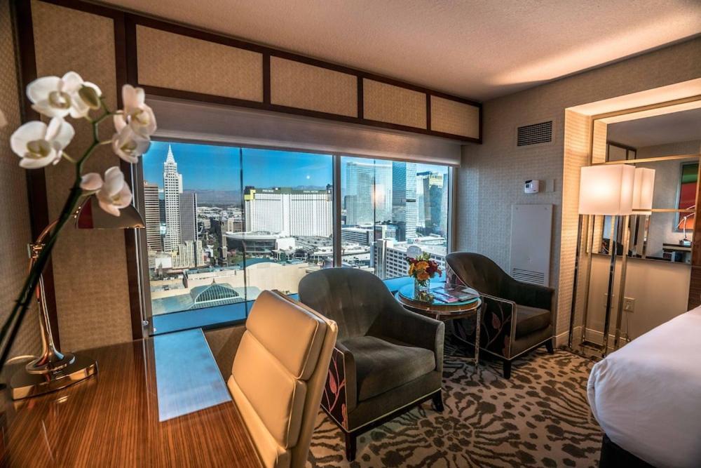 Mgm Grand Hotel & Casino By Suiteness Las Vegas Exterior photo